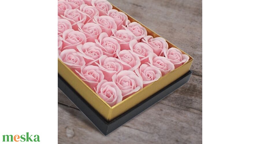 Édesem Mon Cheri ajándék szett szappanvirág doboz és bonbon édesség csokor - otthon & életmód - dekoráció - virágdísz és tartó - virágbox, virágdoboz - Meska.hu Édesem Mon Cheri ajándék szett szappanvirág doboz és bonbon édesség csokor - otthon & életmód - dekoráció - virágdísz és tartó - virágbox, virágdoboz - Meska.hu