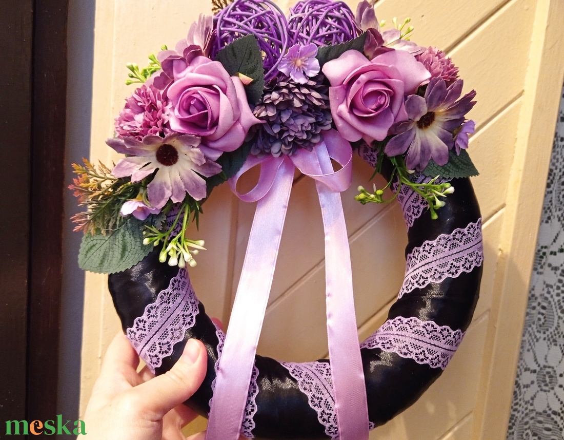 Selyemvirágos koszorú 25 cm - lila - otthon & életmód - vallás - temetkezési tárgy - Meska.hu Selyemvirágos koszorú 25 cm - lila - otthon & életmód - vallás - temetkezési tárgy - Meska.hu
