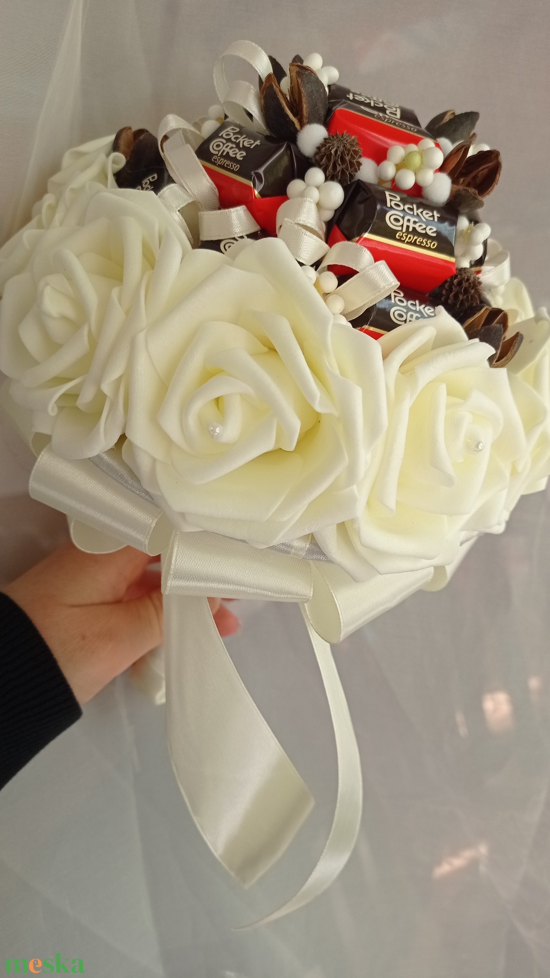 Pocket Coffee bonbon csokor habrózsa édesség csokor férfiaknak ballagás szülinap anyák napja nőnap óvónéni  - otthon & életmód - virágdekoráció - virágok - virágcsokor - Meska.hu