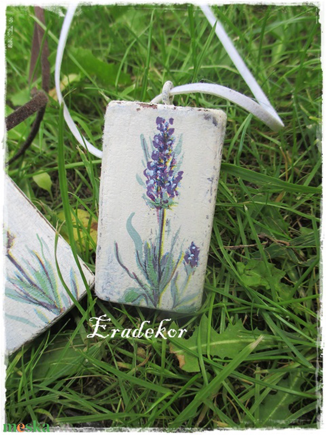 Romantikus levendulás nyaklánc - ékszer - nyaklánc - medál - Meska.hu