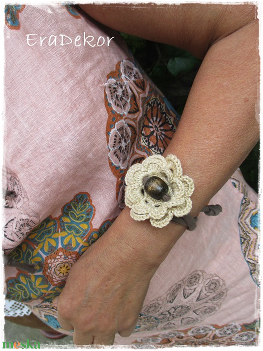 Horgolt romantika szett - ékszer - karkötő - karkötő medállal - Meska.hu