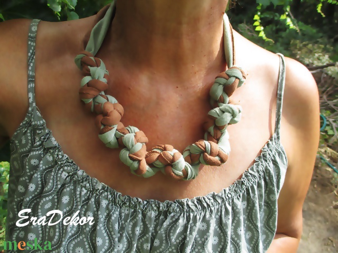 Ha nyár ha tél, akkor is textil nyaklánc  - ékszer - nyaklánc - medálos nyaklánc - Meska.hu