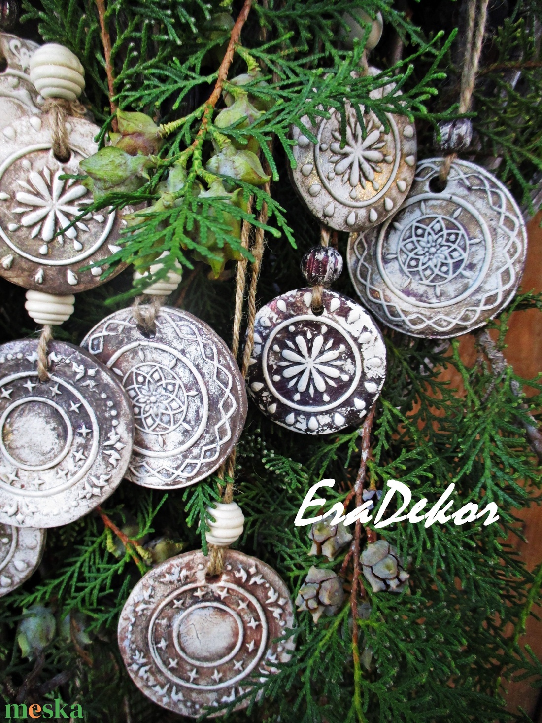 Rusztikus karácsonyfadíszek 10db - karácsony - karácsonyi lakásdekoráció - karácsonyfadíszek - Meska.hu