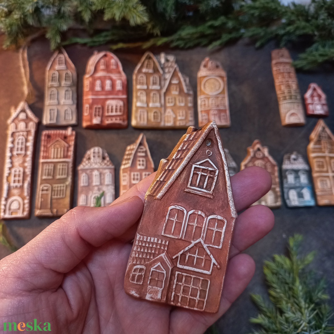 Rusztikus házak karácsonyfadíszek 16 db/szett - karácsony - karácsonyi lakásdekoráció - karácsonyfadíszek - Meska.hu