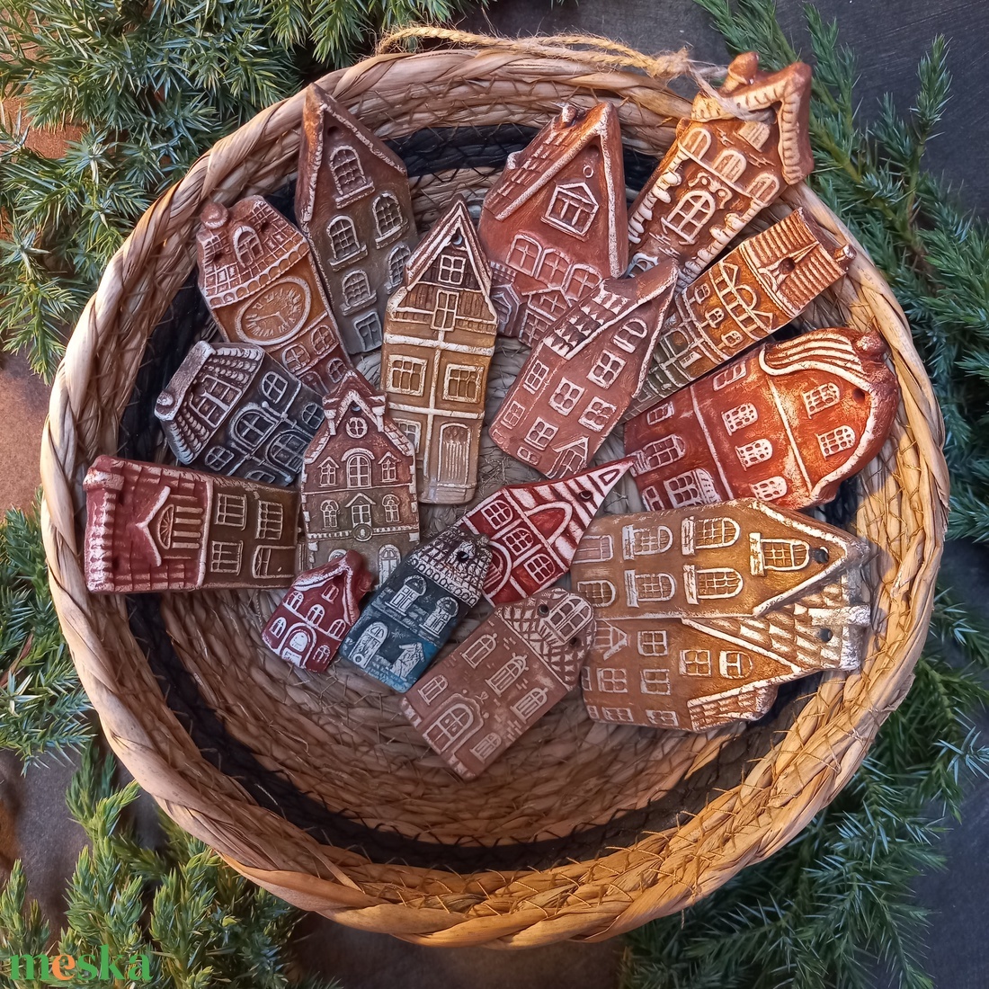 Rusztikus házak karácsonyfadíszek 16 db/szett - karácsony - karácsonyi lakásdekoráció - karácsonyfadíszek - Meska.hu