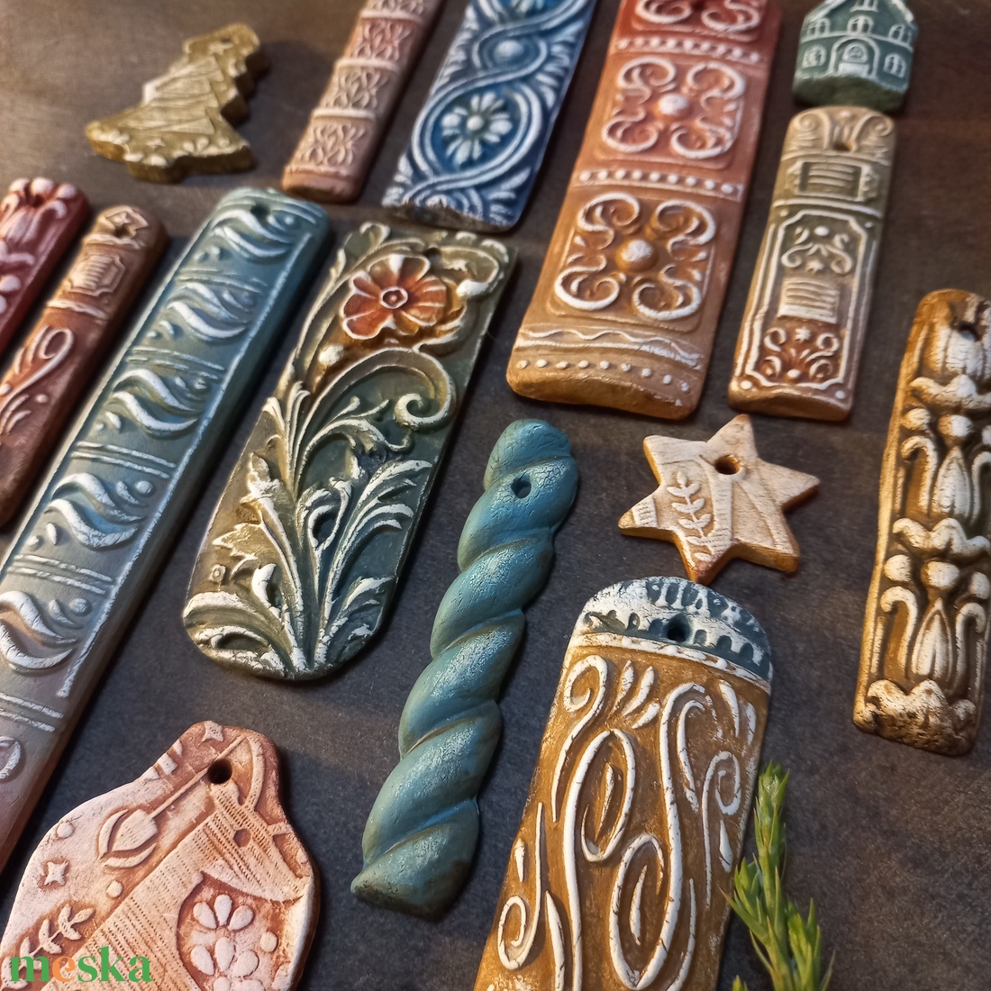 Rusztikus ornamentika - karácsonyfadíszek 16 db/szett - karácsony - karácsonyi lakásdekoráció - karácsonyfadíszek - Meska.hu