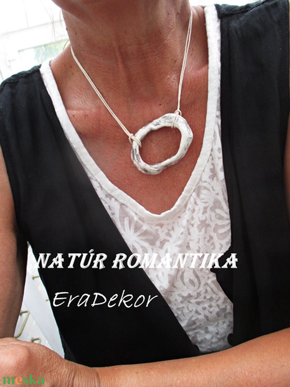 Ezüstös  bronzos árnyalat  - ékszer - nyaklánc - medálos nyaklánc - Meska.hu