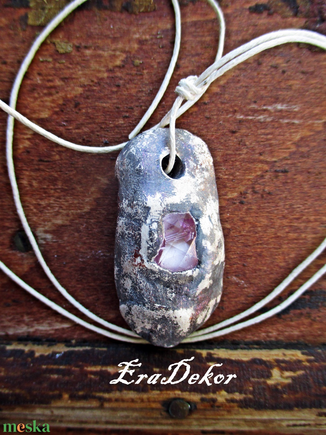 Ezüstös bronz, rózsaszín kővel  - ékszer - nyaklánc - medálos nyaklánc - Meska.hu