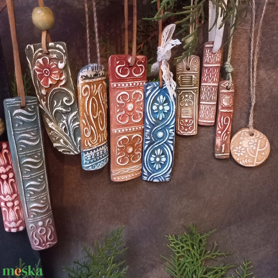 Rusztikus ornamentika - karácsonyfadíszek 16 db/szett - karácsony - karácsonyi lakásdekoráció - karácsonyfadíszek - Meska.hu