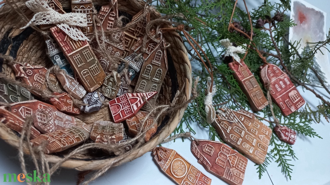 Rusztikus házak karácsonyfadíszek 16 db/szett - karácsony - karácsonyi lakásdekoráció - karácsonyfadíszek - Meska.hu