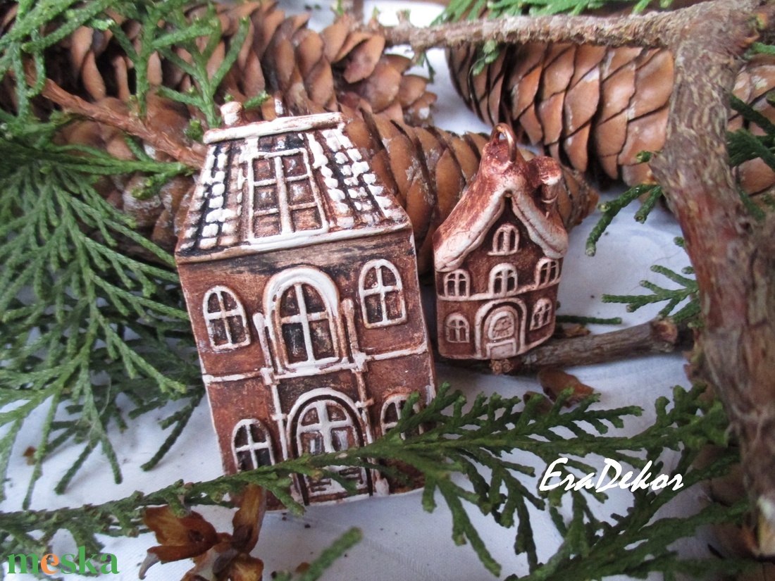 Vintage  karácsonyi házak 2db karácsonyfadísz - karácsony - karácsonyi lakásdekoráció - karácsonyfadíszek - Meska.hu