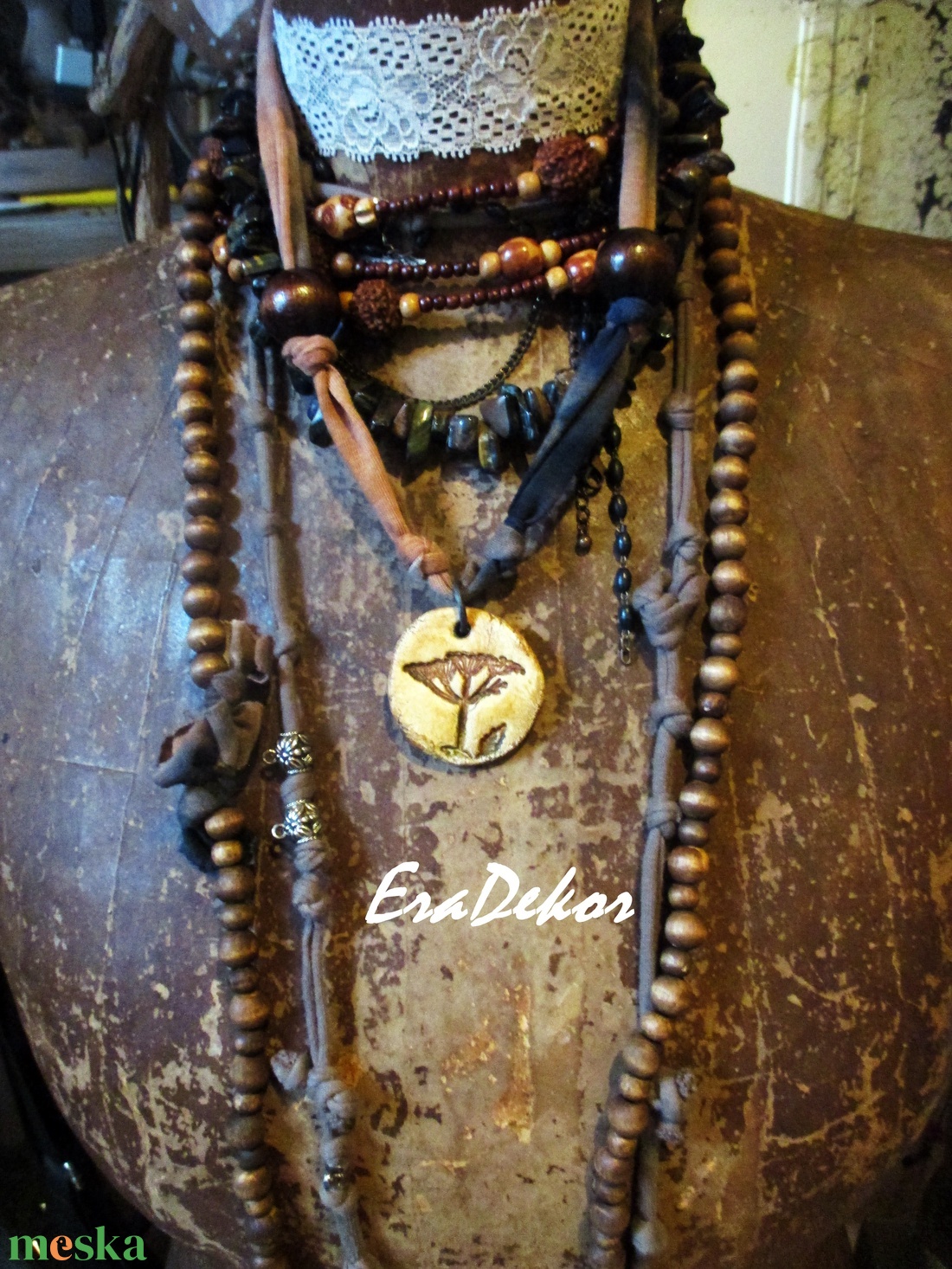 Egyedi, natúr  virágnyaklánc - ékszer - nyaklánc - hosszú nyaklánc - Meska.hu