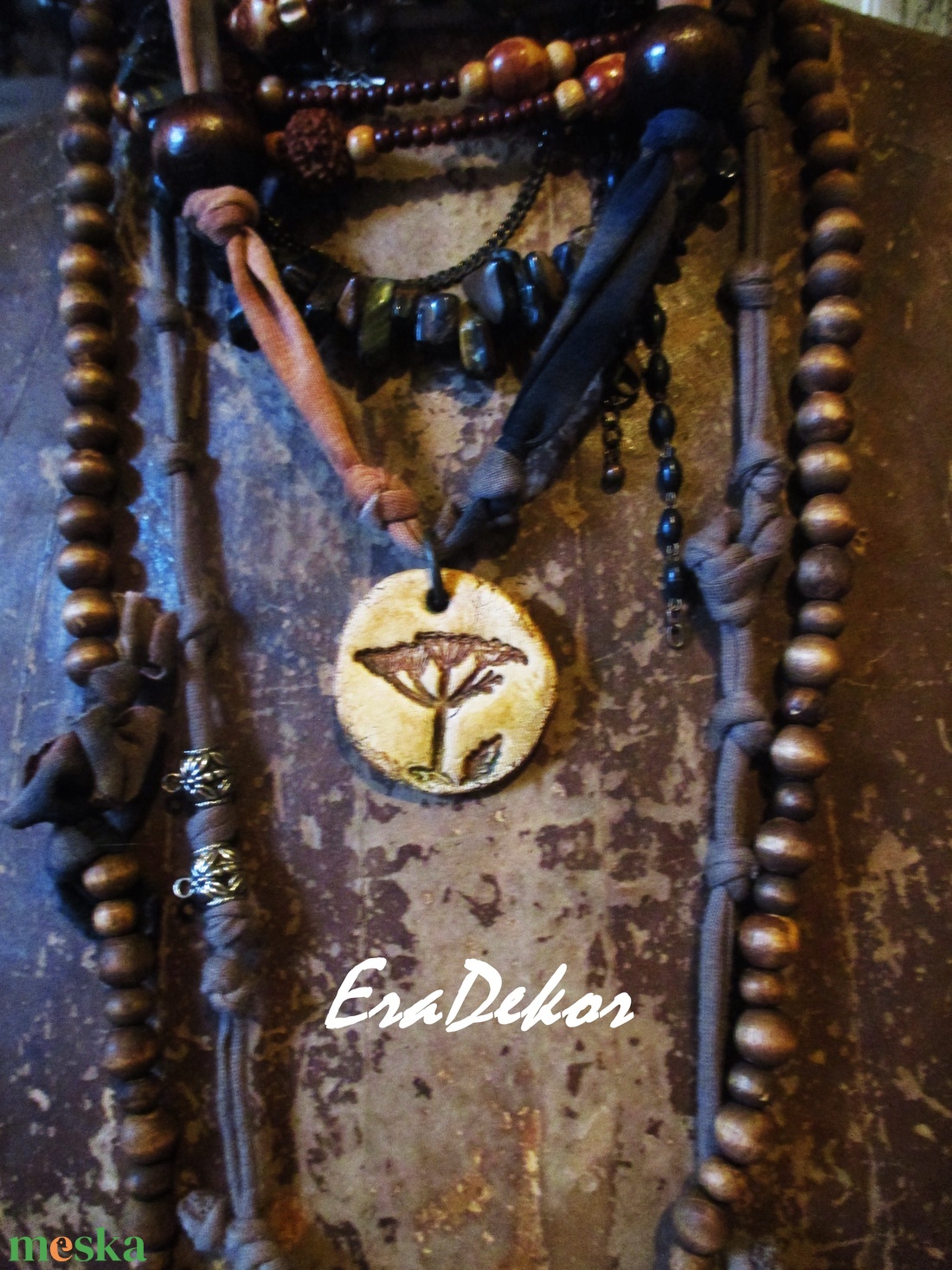 Egyedi, natúr  virágnyaklánc - ékszer - nyaklánc - hosszú nyaklánc - Meska.hu