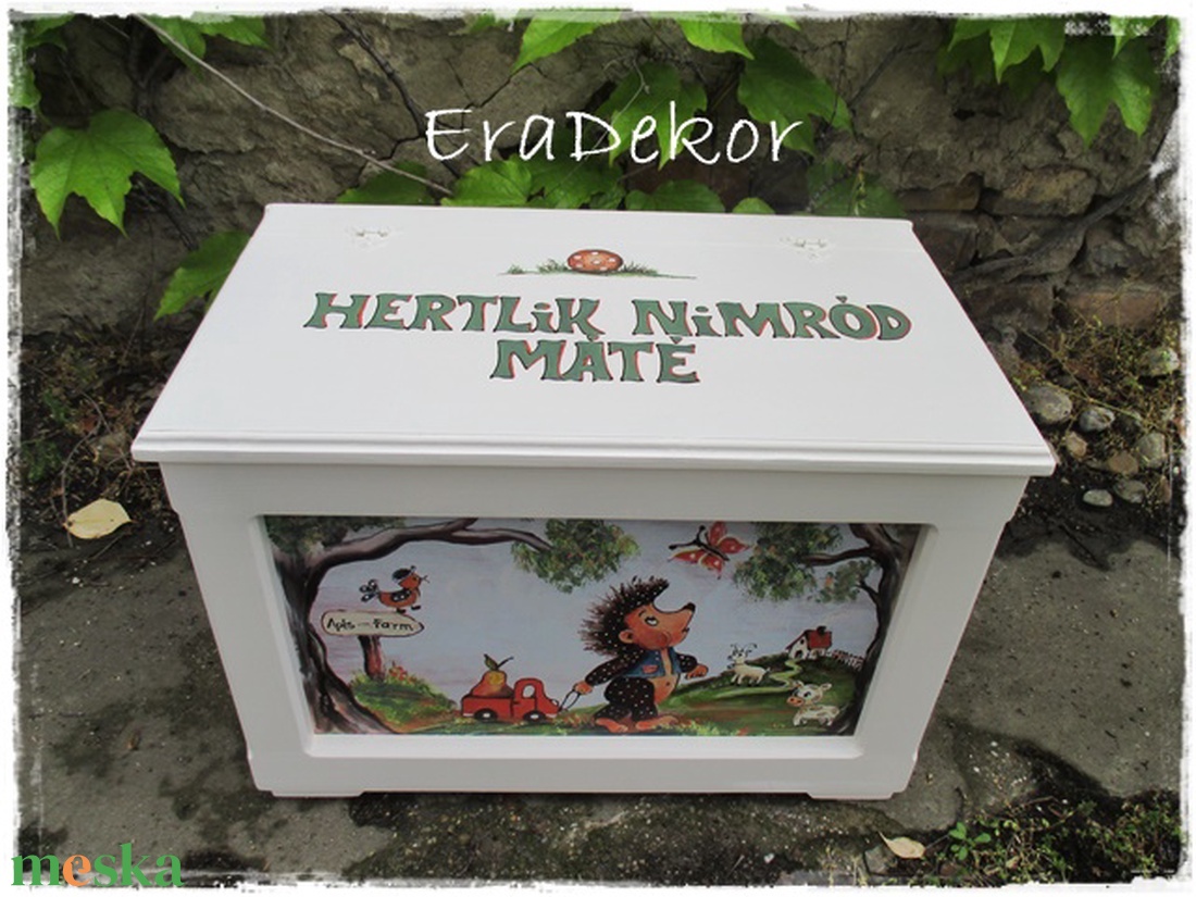 Sünis  játéktároló láda kisfiúk keresztelőjére - baba - mama - babaszobabútor - játéktároló - Meska.hu