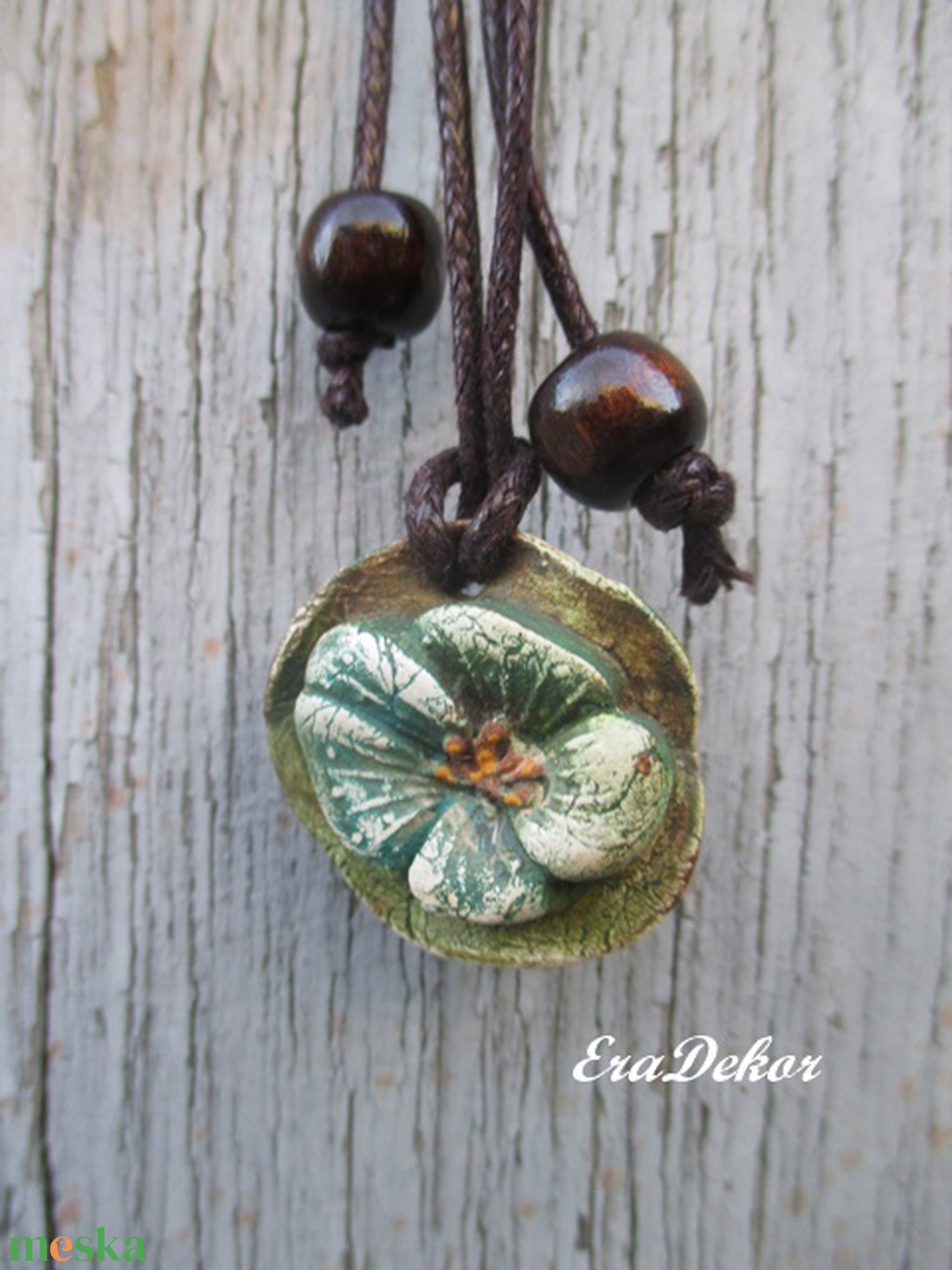 Virágom nyaklánc és lepke - ékszer - nyaklánc - medálos nyaklánc - Meska.hu