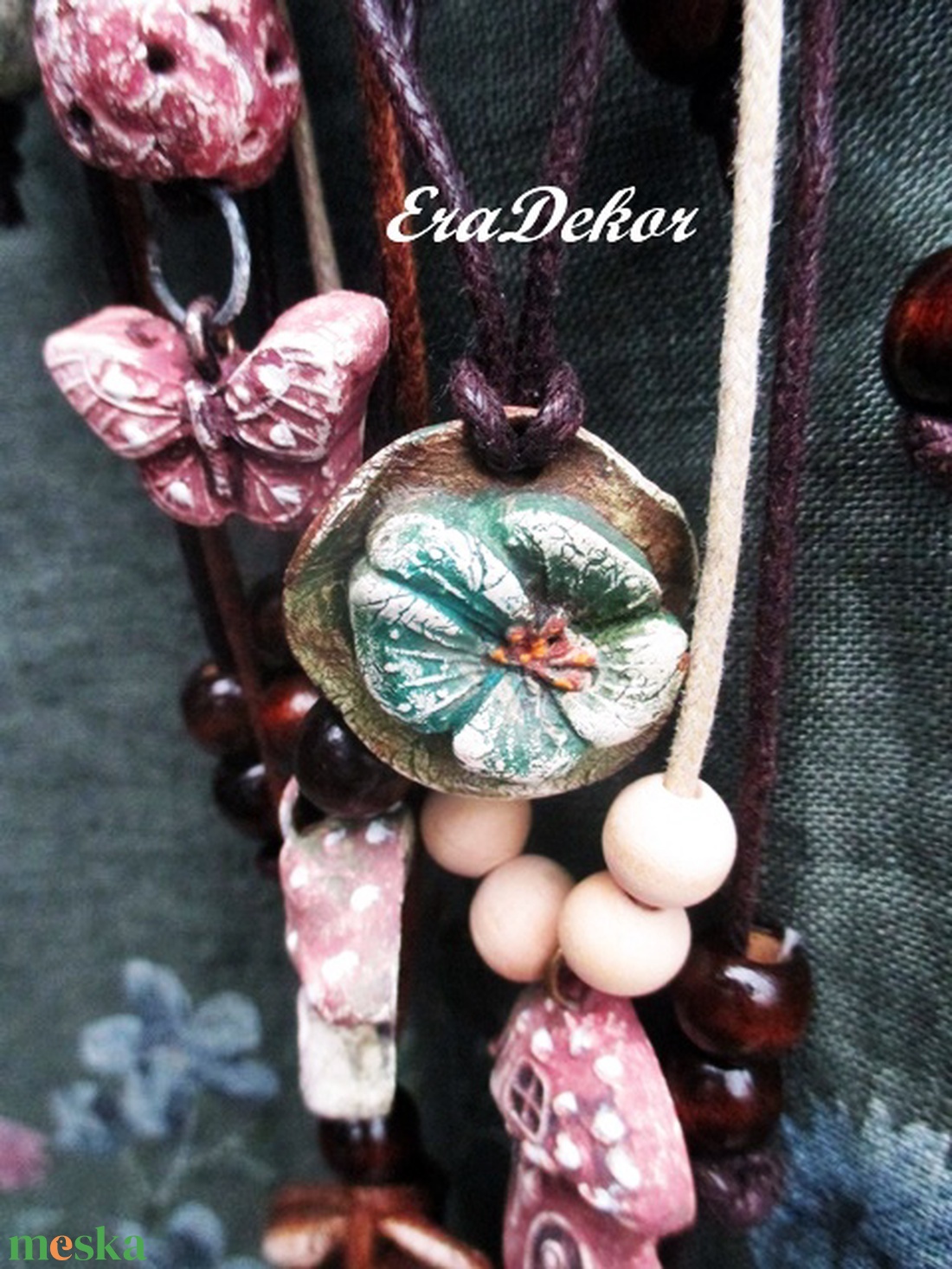 Virágom nyaklánc és lepke - ékszer - nyaklánc - medálos nyaklánc - Meska.hu
