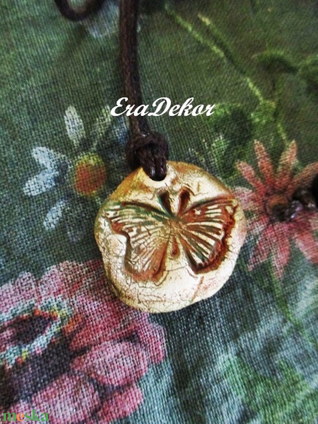 Virágom nyaklánc és lepke - ékszer - nyaklánc - medálos nyaklánc - Meska.hu