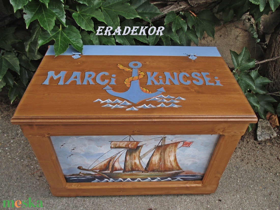 Hajós, játéktároló kincsesláda kisfiúknak - baba - mama - keresztelő kellékek - keresztelőajándékok - Meska.hu