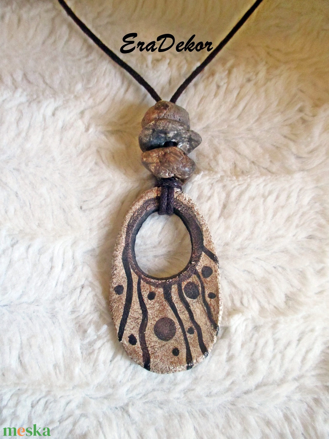Rusztikus, kő hatású nyaklánc - ékszer - nyaklánc - medálos nyaklánc - Meska.hu