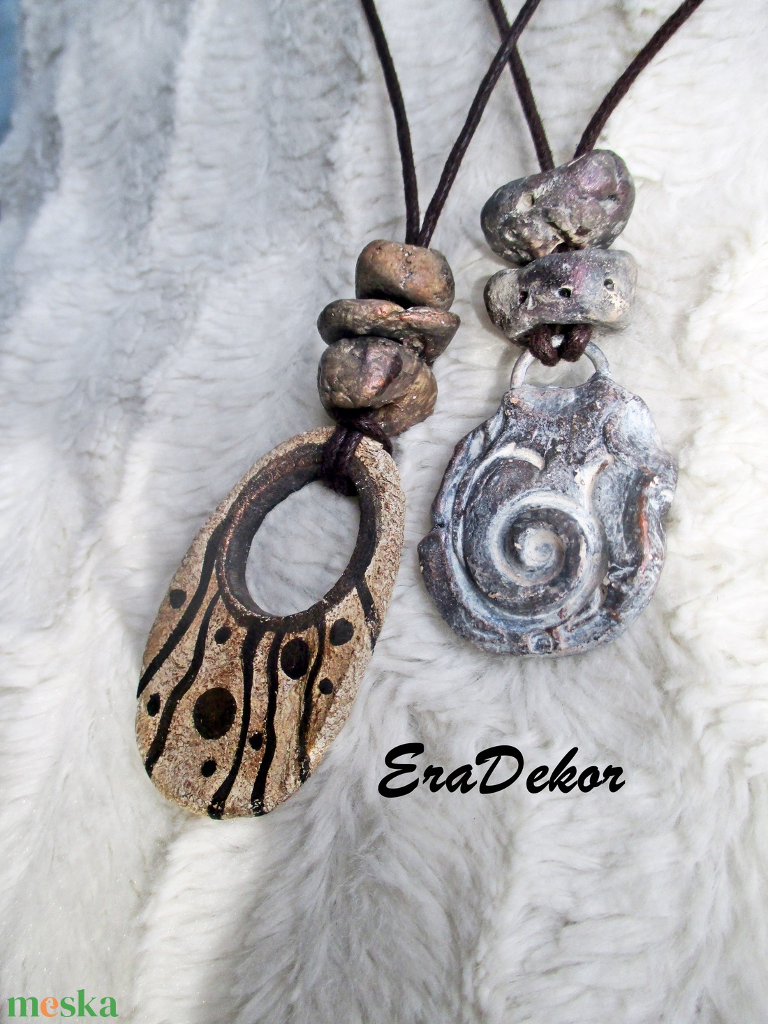 Szürkés ezüst nyaklánc - ékszer - nyaklánc - medálos nyaklánc - Meska.hu