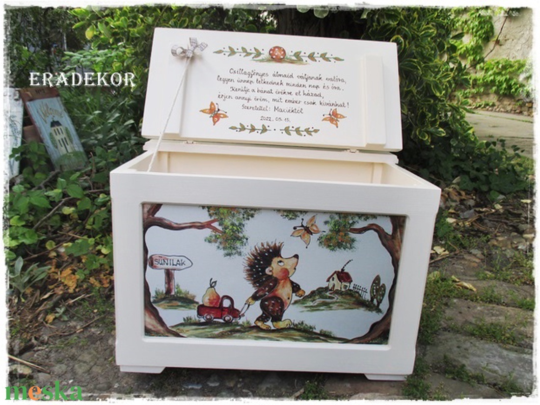 Erdős, sünis  játéktároló kincsesláda, fehér - baba - mama - keresztelő kellékek - keresztelőajándékok - Meska.hu