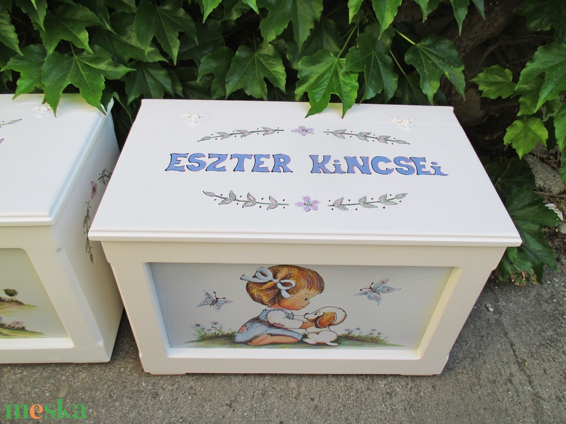 Névre szóló játéktároló láda  kislányoknak keresztelőre szülinapra - baba - mama - keresztelő kellékek - keresztelőajándékok - Meska.hu