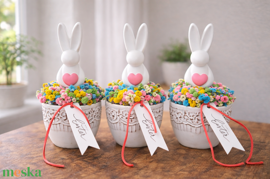 Húsvéti  nyuszis asztaldísz - ünnepi díszek, dekorációk - húsvéti díszek és dekorációk - húsvéti virágos díszek - Meska.hu