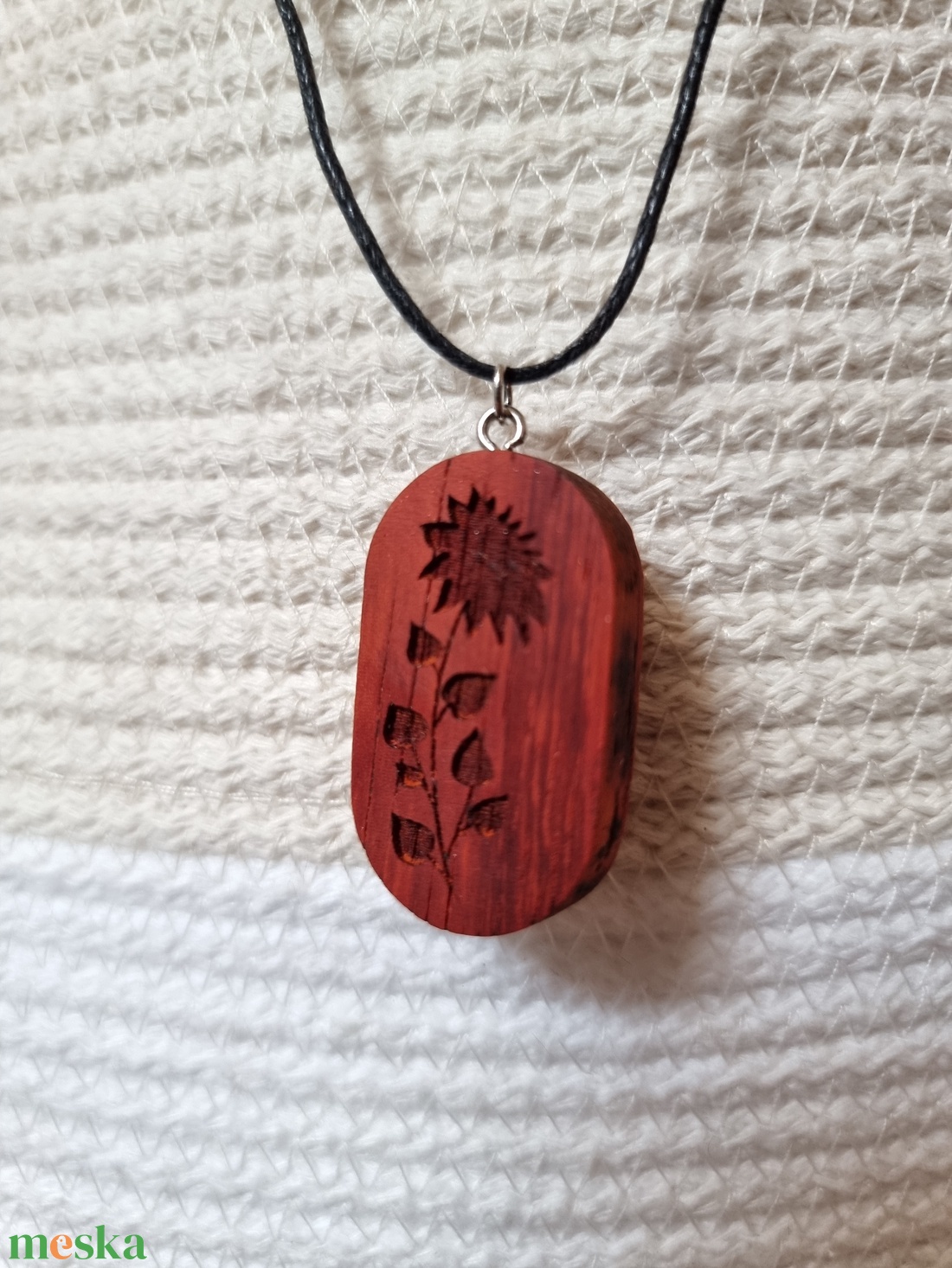 Padouk fa nyaklánc - ékszer - nyaklánc - medálos nyaklánc - Meska.hu