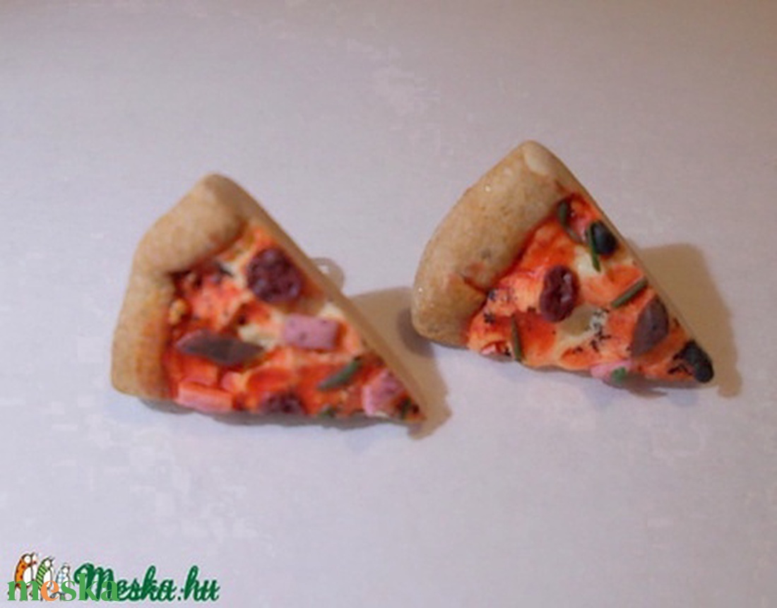 Pepperónis pizza fülbevaló -  - Meska.hu