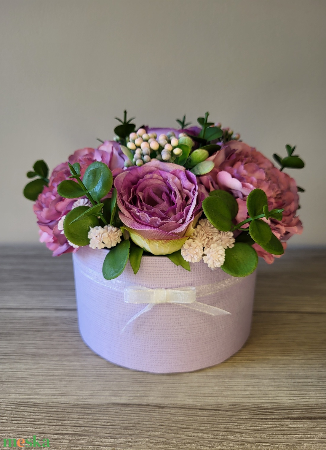 Lila selyemvirágok - otthon & életmód - dekoráció - asztal és polc dekoráció - asztaldísz - Meska.hu