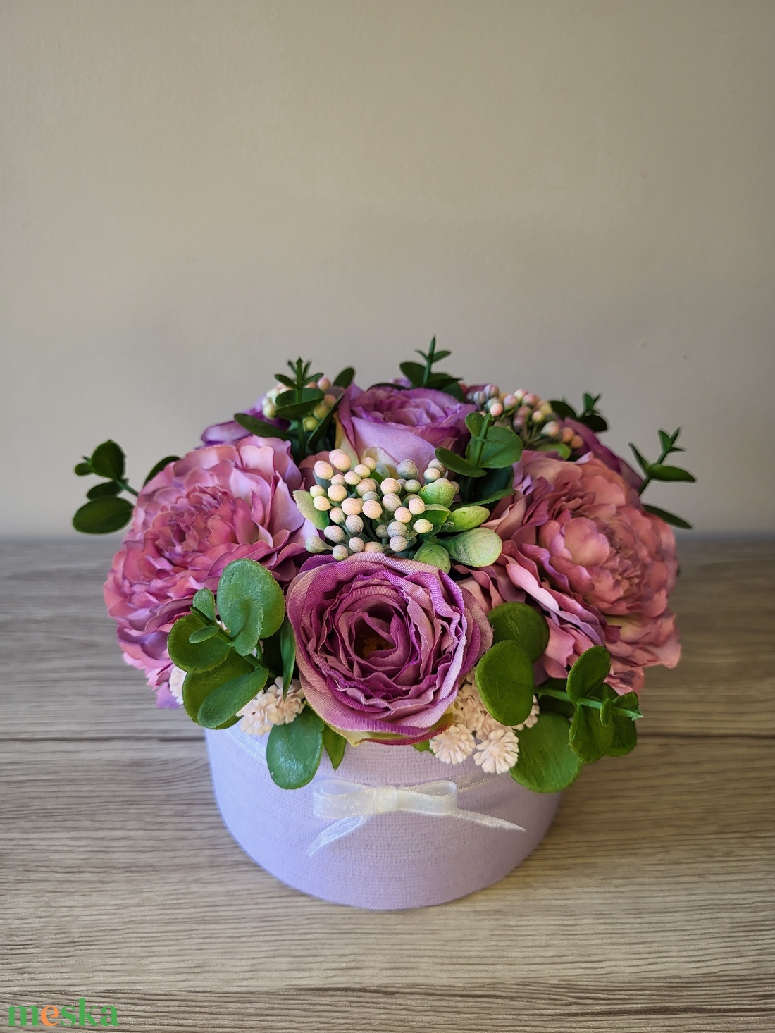 Lila selyemvirágok - otthon & életmód - dekoráció - asztal és polc dekoráció - asztaldísz - Meska.hu