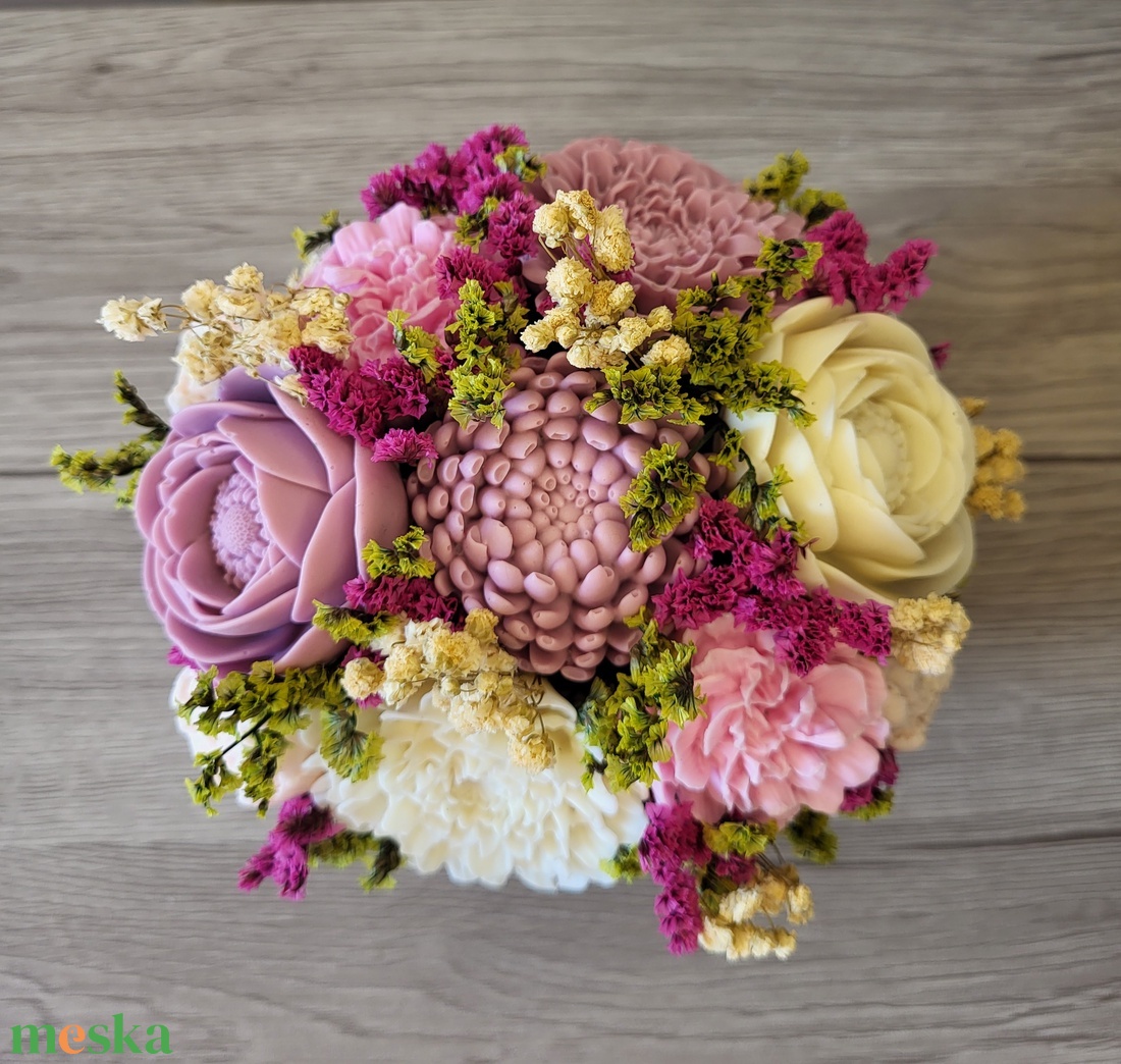 Szappanvirágok - otthon & életmód - dekoráció - asztal és polc dekoráció - asztaldísz - Meska.hu