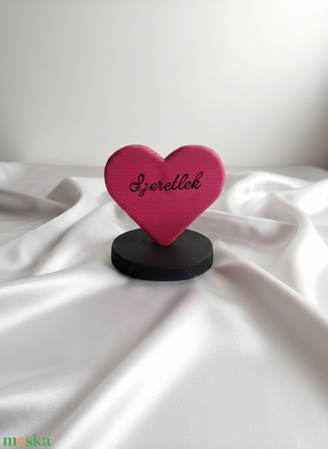 Nő-napi talpas szív ajándék - otthon & életmód - dekoráció - asztal és polc dekoráció - asztaldísz - Meska.hu