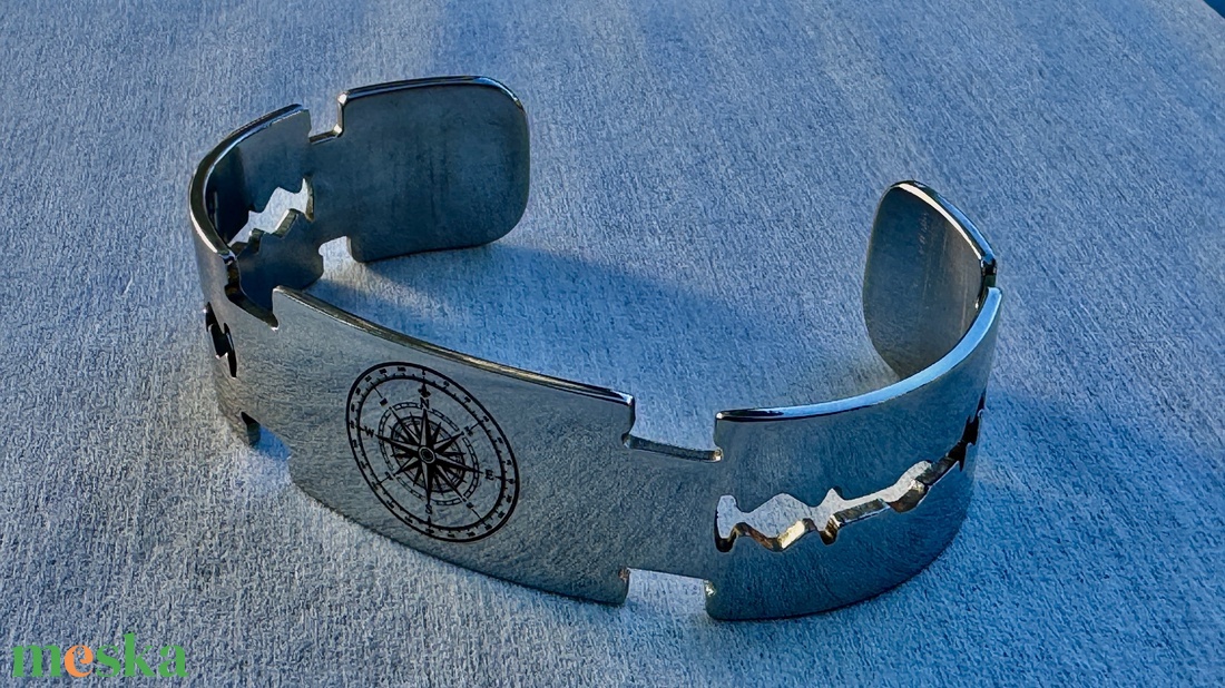 Gravírozott férfi nemesacél karkötő - prémium open cuff - ékszer - karkötő - széles karkötő - Meska.hu