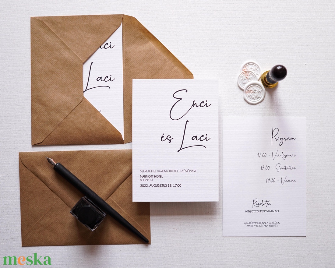 Minimalista, letisztult kétoldalas esküvői meghívó, kraft/barna borítékban, pecsét, viaszpecsét. - esküvő - meghívó & kártya - meghívó - Meska.hu