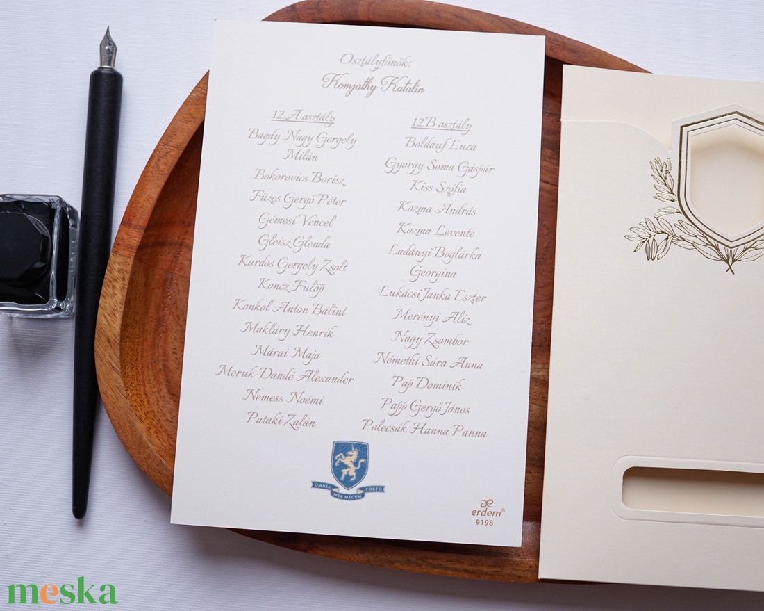 Szalagavató meghívó, elegáns, arany levélmintás krém színű kivágott tokkal - esküvő - meghívó & kártya - meghívó - Meska.hu
