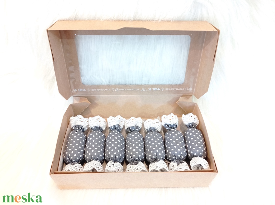 7 darabos textil szaloncukor csomag - 6. - karácsony - karácsonyi lakásdekoráció - karácsonyfadíszek - Meska.hu