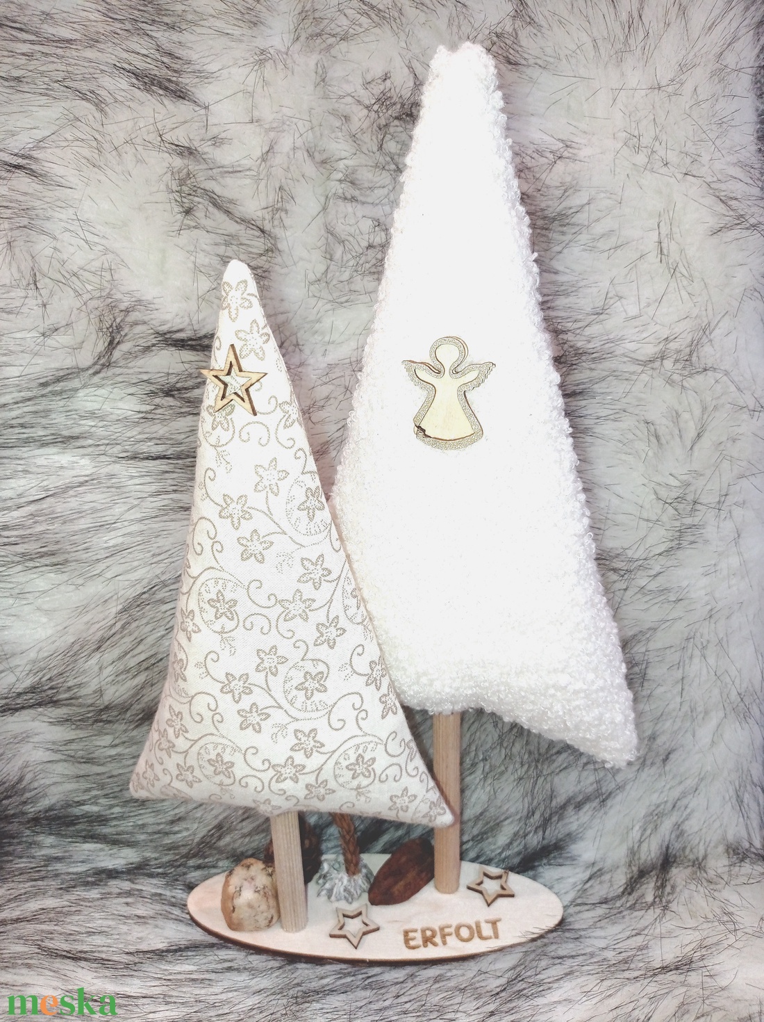 Textilből készült karácsonyi dekoráció  kézzel készített fenyőfa - 3. - karácsony - karácsonyi lakásdekoráció - karácsonyi lakásdíszek - Meska.hu