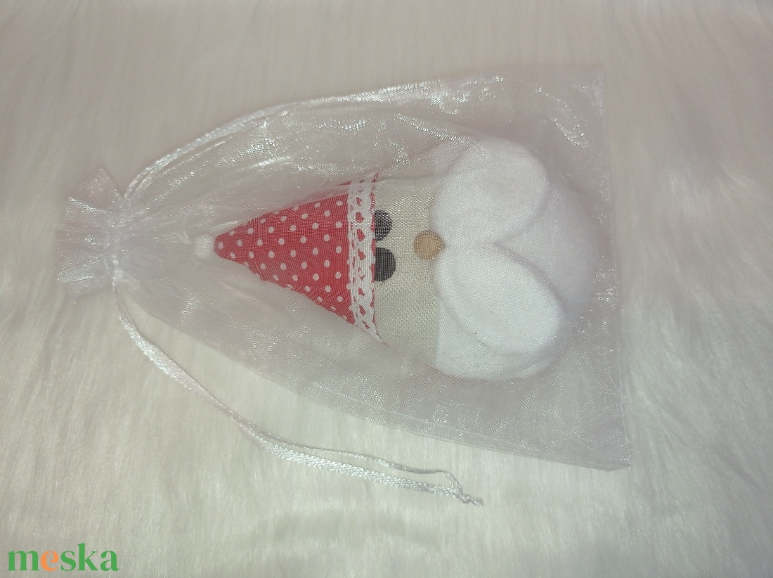 Karácsonyi dekoráció ajándékba barátoknak, kollégáknak - Textil Mikulás - karácsony - karácsonyi lakásdekoráció - karácsonyi manók, figurák - Meska.hu