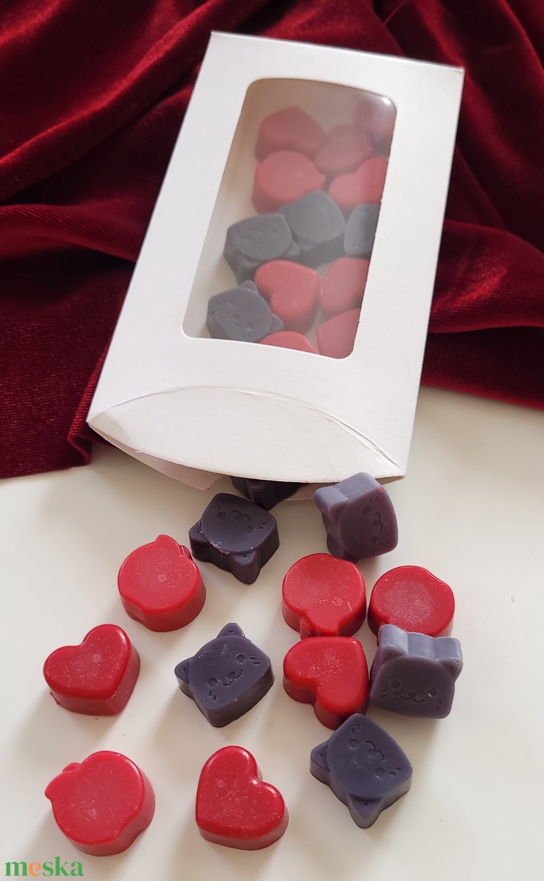 Lovely black cat almás illatviasz - otthon & életmód - gyertya, illat, aroma - illatviasz - Meska.hu Lovely black cat almás illatviasz - otthon & életmód - gyertya, illat, aroma - illatviasz - Meska.hu