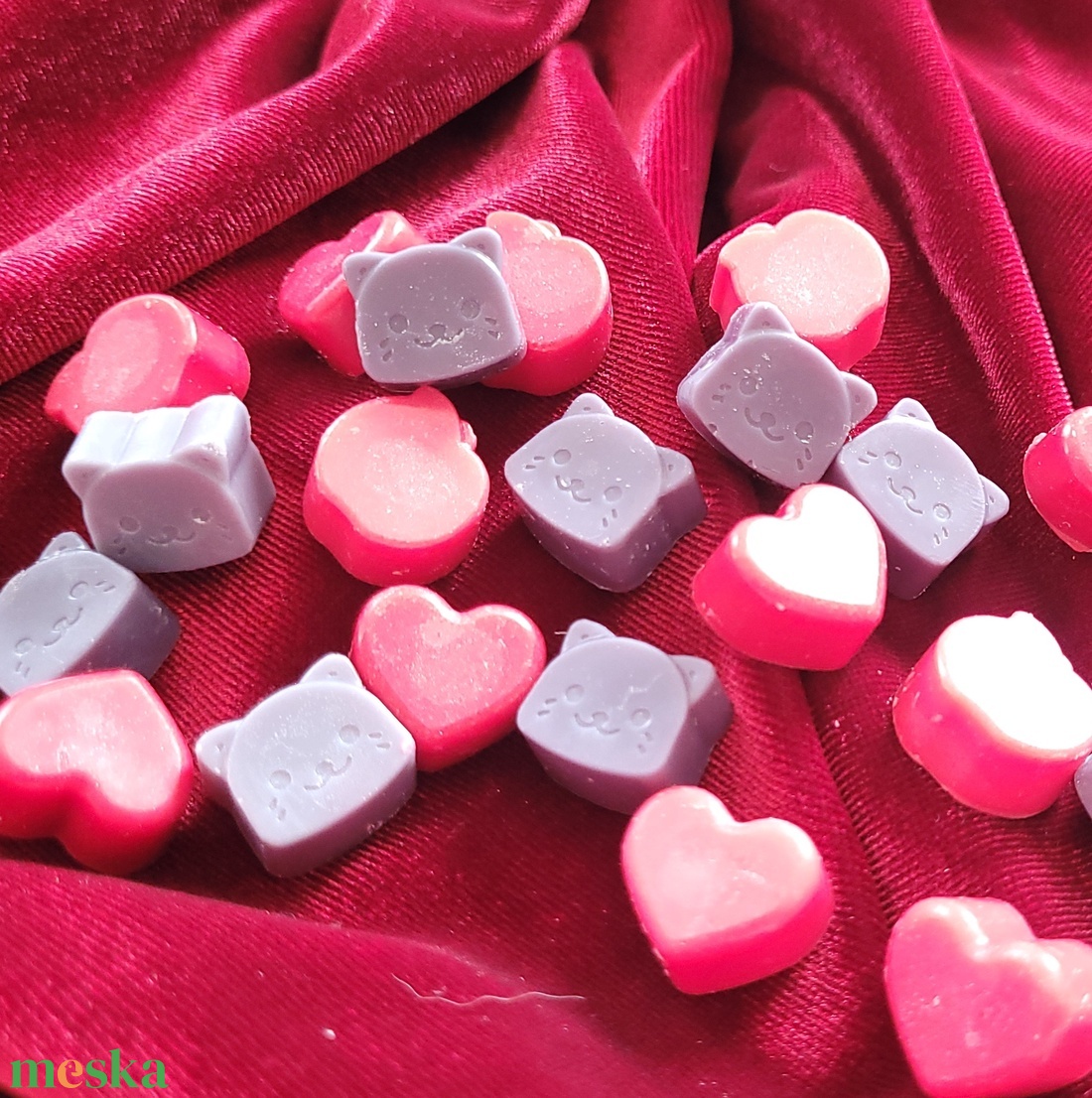 Lovely black cat almás illatviasz - otthon & életmód - gyertya, illat, aroma - illatviasz - Meska.hu Lovely black cat almás illatviasz - otthon & életmód - gyertya, illat, aroma - illatviasz - Meska.hu