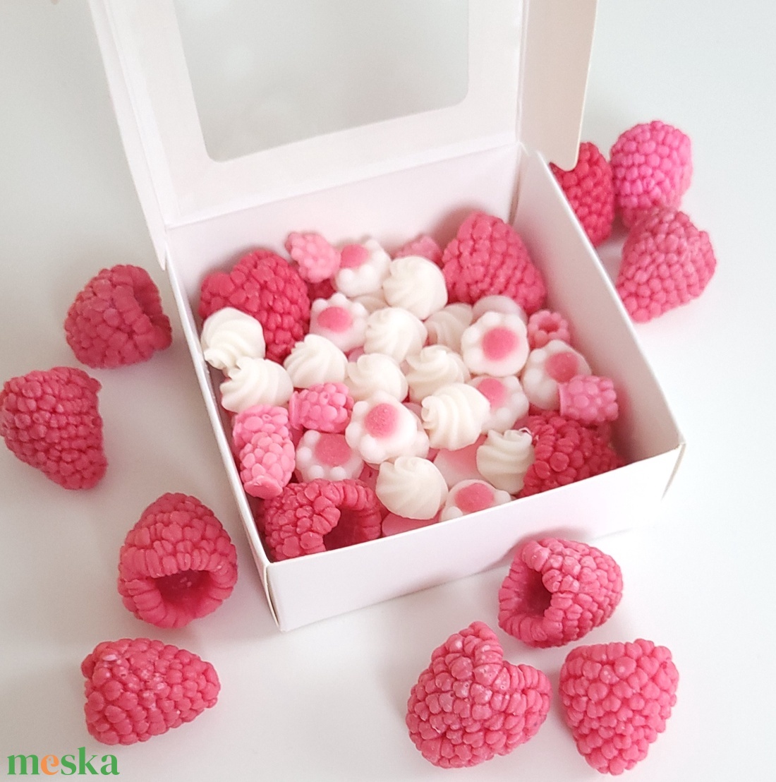 Málnás pannacotta szívecskés illatviasz  - otthon & életmód - gyertya, illat, aroma - illatviasz - Meska.hu