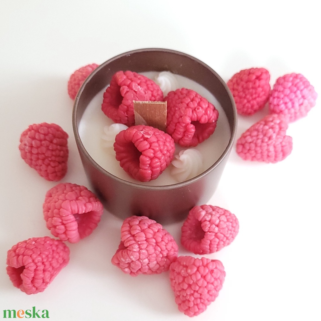 Ropogó fakanócos illatgyertya málna panna cotta illattal - otthon & életmód - gyertya, illat, aroma - gyertya - Meska.hu