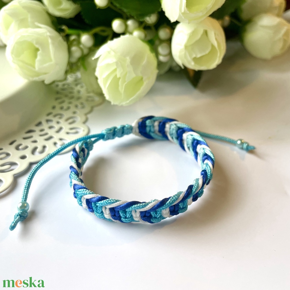  Makramé fonott karkötő  kék árnyalatokban, állítható méret, uniszex ajándék - ékszer - karkötő - fonott karkötő - Meska.hu