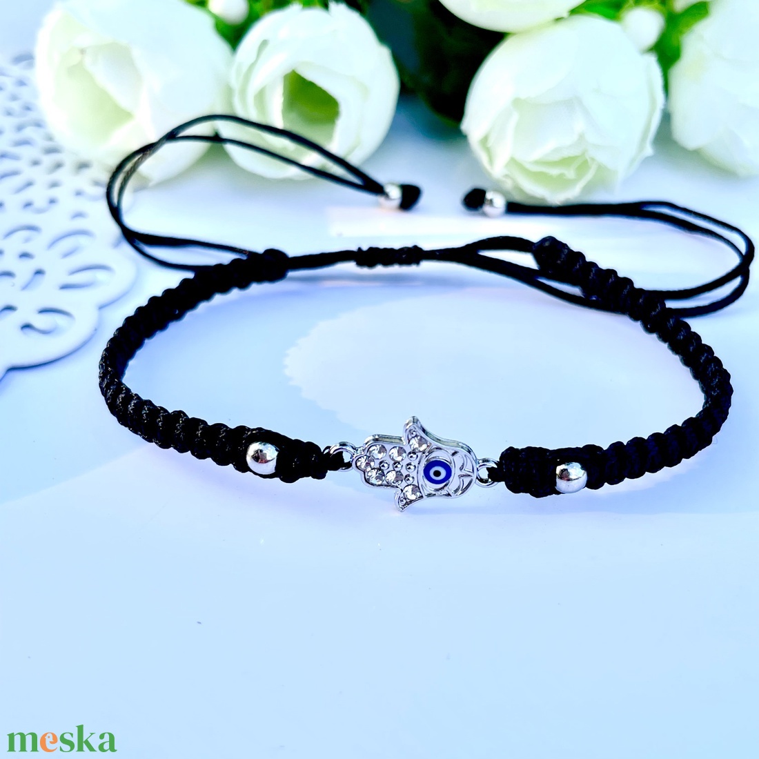 Hamsa és gonosz szem fonott fekete karkötő  kézzel készült - ékszer - karkötő - fonott karkötő - Meska.hu