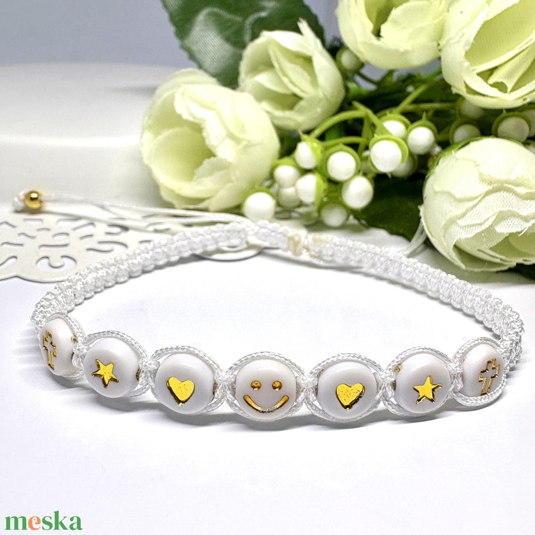  Fonott makramé karkötő  arany színű kerek betűkkel   - ékszer - karkötő - fonott karkötő - Meska.hu