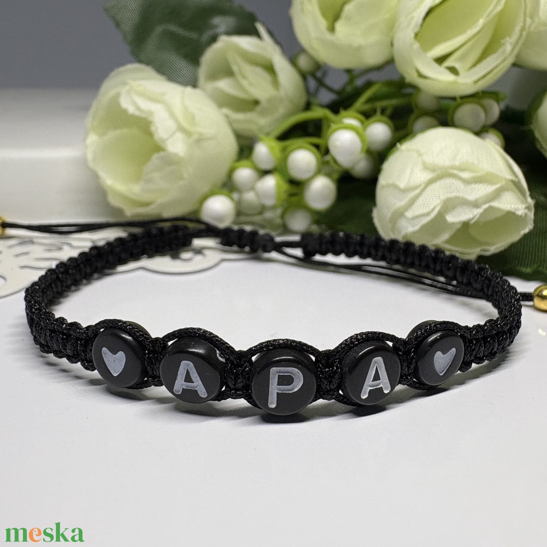  Fonott makramé karkötő  fekete színű kerek betűkkel   - ékszer - karkötő - fonott karkötő - Meska.hu