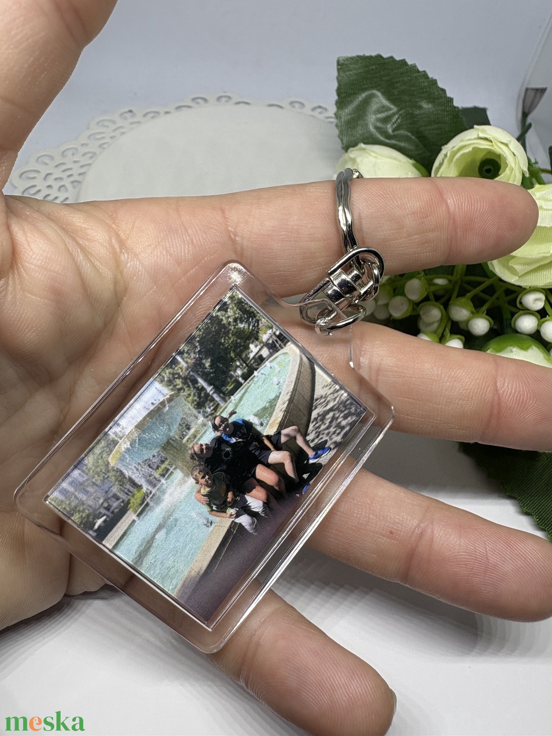 A Legszemélyesebb Emlék: Kétoldalú Fényképes Kulcstartó Szeretteidnek - otthon & életmód - papír, írószer - album & fotóalbum - Meska.hu