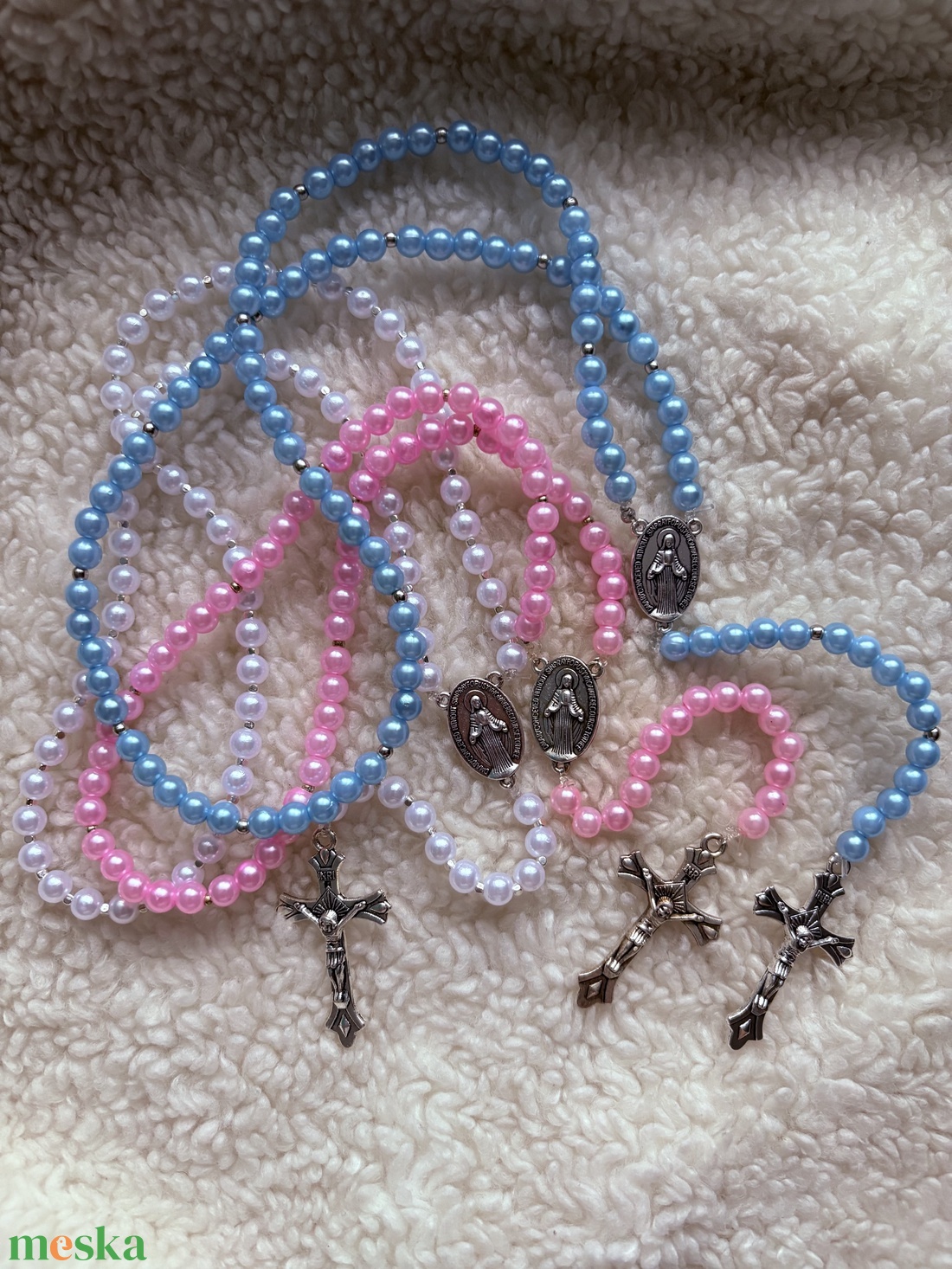  Egyedi gyöngyös rózsafüszér fehér    személyre szabható névvel  - ékszer - nyaklánc - monogram & névnyaklánc - Meska.hu