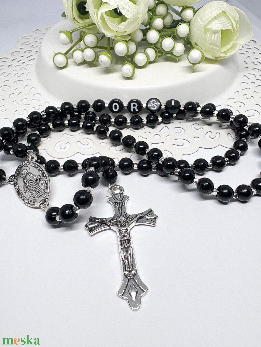  Egyedi gyöngyös rózsafüzér  személyre szabható névvel ???? - ékszer - nyaklánc - monogram & névnyaklánc - Meska.hu